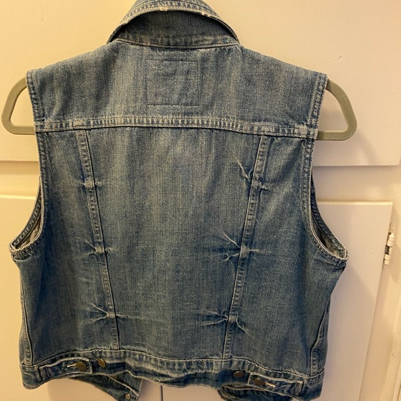 Levi vest - Picture 4 of 4